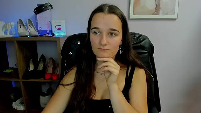 Snapshot of KateDelight chatting on 25, 9, 2025 KateDelight online show from 25, 9, 2025