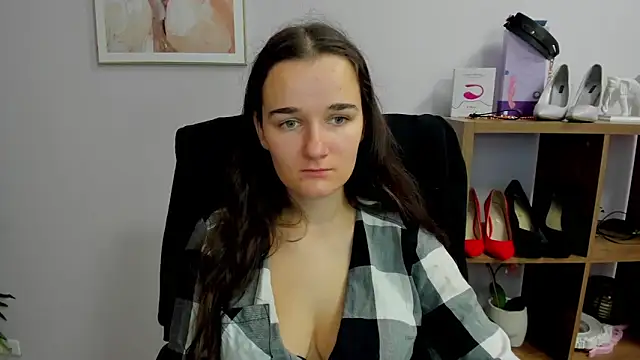 Snapshot of KateDelight chatting on 11, 10, 2025 KateDelight online show from 11, 10, 2025