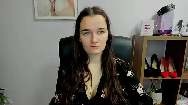 Snapshot of KateDelight chatting on 9, 11, 2025 KateDelight online show from 9, 11, 2025