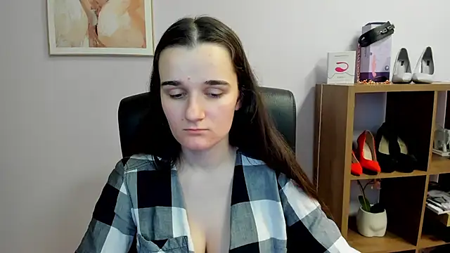 Snapshot of KateDelight chatting on 8, 3, 2026 KateDelight online show from 8, 3, 2026