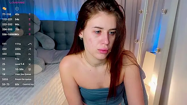 Milkissss online show from 5, 3, 2026