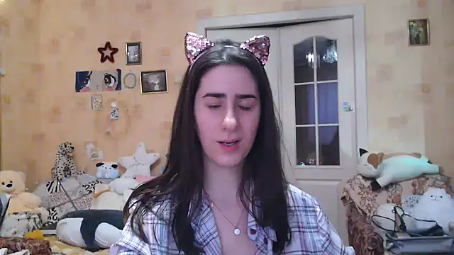 Snapshot of INELIKA chatting on 2, 1, 2025 INELIKA online show from 2, 1, 2025