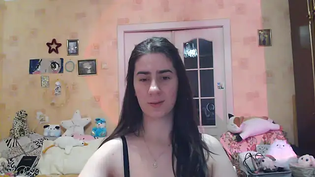 Snapshot of INELIKA chatting on 5, 1, 2025 INELIKA online show from 5, 1, 2025