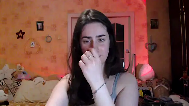 Snapshot of INELIKA chatting on 8, 3, 2025 INELIKA online show from 8, 3, 2025