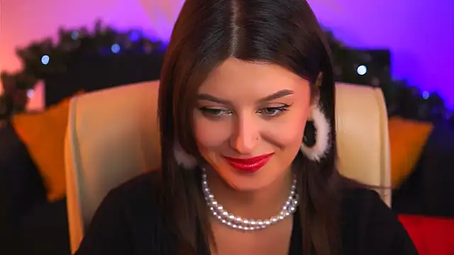 NicoleMun online show from 20, 12, 2024