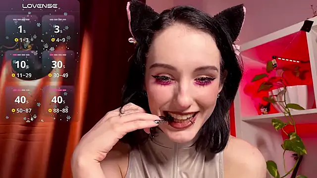 Alice Succuby online show from 3, 2, 2025