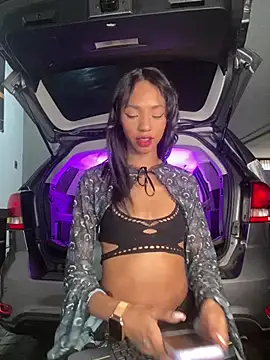 Snapshot of xenia_golden chatting on 17, 1, 2026 xenia golden online show from 17, 1, 2026