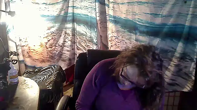 Ireallysquirt online show from 15, 2, 2025