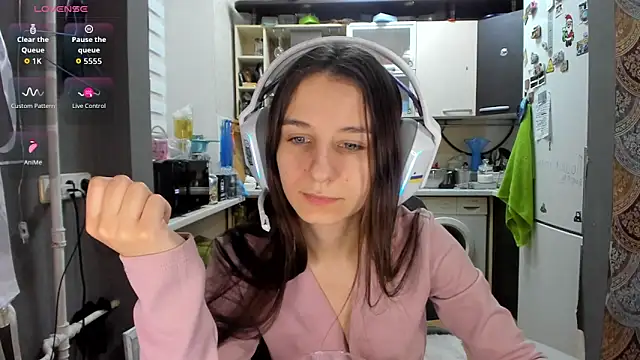  Nika Kik online show from 11, 2, 2026