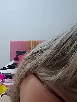 Snapshot of titiasexy chatting on 28, 11, 2025 titiasexy online show from 28, 11, 2025