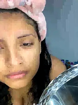 Snapshot of tati__22 chatting on 20, 9, 2025 tati 22 online show from 20, 9, 2025