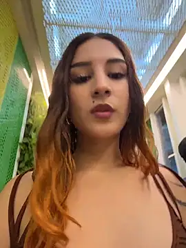 Snapshot of Mon_Cherry chatting on 10, 2, 2026 Mon Cherry online show from 10, 2, 2026