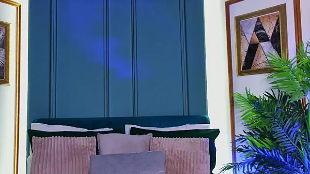 LunaWills  online show from 3, 2, 2026