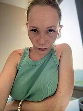 LavenderHot online show from 10, 4, 2026