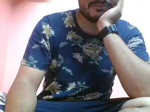 Snapshot of naughtymike0007 chatting on 25, 9, 2025 naughtymike0007 online show from 25, 9, 2025