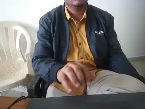 Snapshot of naughtymike0007 chatting on 15, 11, 2025 naughtymike0007 online show from 15, 11, 2025