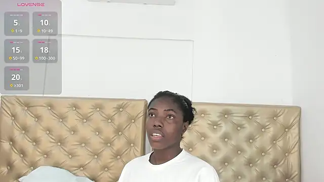 Alessiiaa  online show from 10, 2, 2026