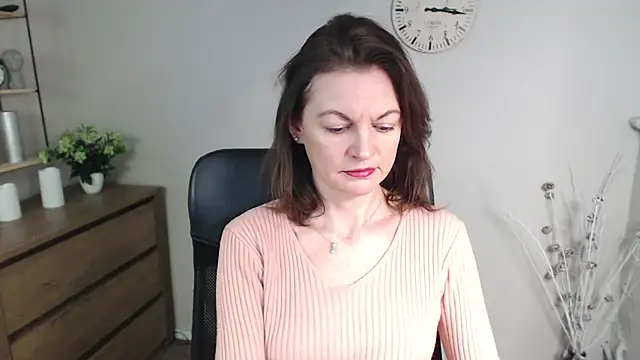 VivianWILD online show from 24, 1, 2025