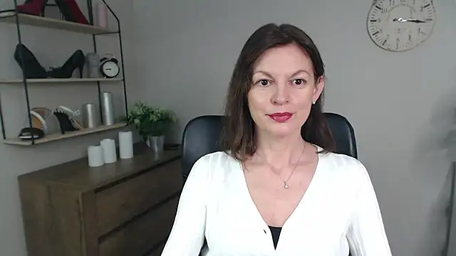 VivianWILD online show from 28, 2, 2025