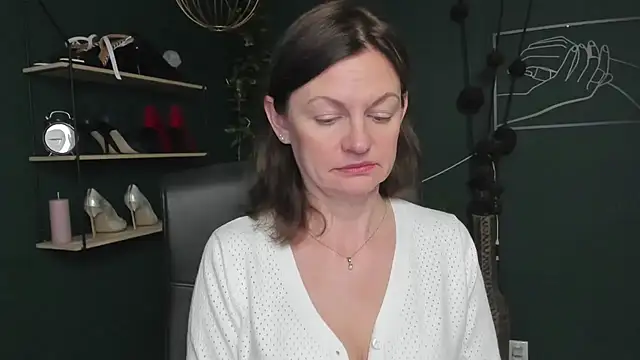 VivianWILD online show from 13, 10, 2025