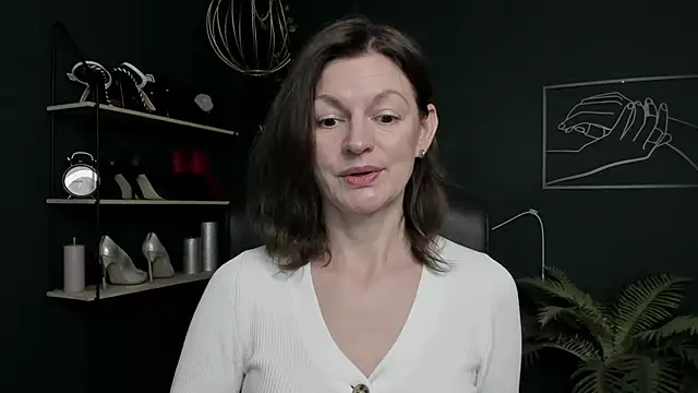 VivianWILD online show from 3, 11, 2025