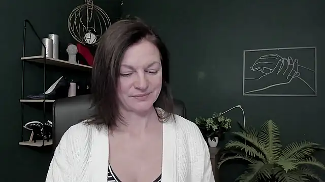 VivianWILD online show from 7, 2, 2026