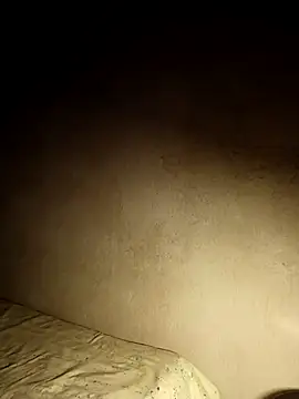 Giselabrunette25 online show from 17, 10, 2025