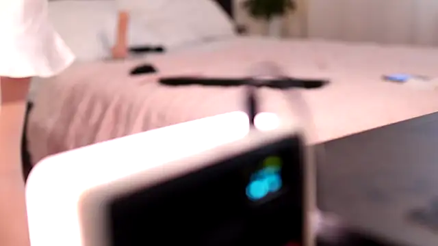 Snapshot of AnnittaStar chatting on 5, 12, 2024 AnnittaStar online show from 5, 12, 2024