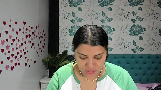 LindaBreeS online show from 8, 3, 2025