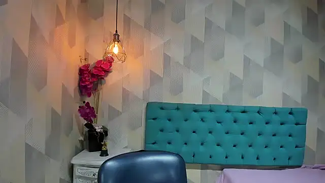 LindaBreeS online show from 23, 5, 2026