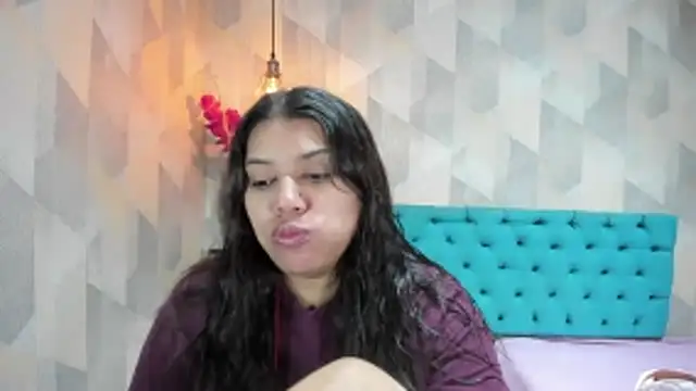 LindaBreeS online show from 4, 6, 2026
