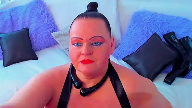 Snapshot of MilanaBiegert chatting on 20, 3, 2025 MilanaBiegert online show from 20, 3, 2025