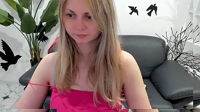 Snapshot of SmilingEmily_ chatting on 29, 1, 2025 SmilingEmily online show from 29, 1, 2025