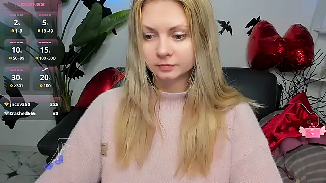 Snapshot of SmilingEmily_ chatting on 11, 2, 2025 SmilingEmily online show from 11, 2, 2025