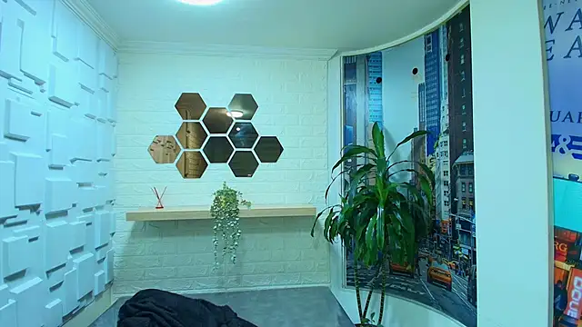 Naughty Kittenm online show from 14, 3, 2025