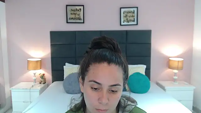 Snapshot of MadisonJenner chatting on 17, 1, 2025 MadisonJenner online show from 17, 1, 2025