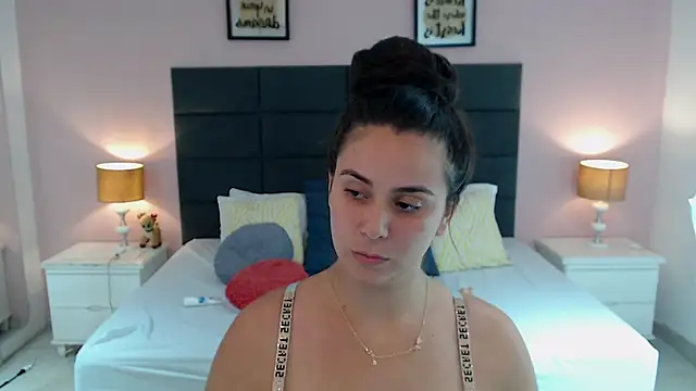 MadisonJenner online show from 17, 1, 2025