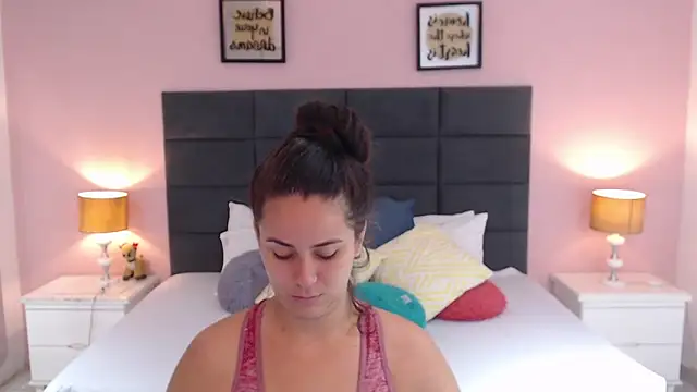 Snapshot of MadisonJenner chatting on 19, 1, 2025 MadisonJenner online show from 19, 1, 2025