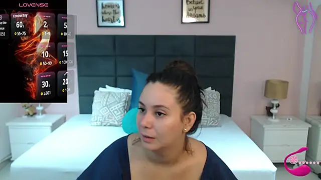 MadisonJenner online show from 22, 9, 2025