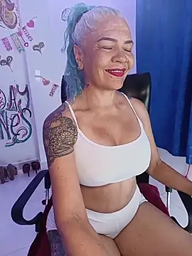 Snapshot of freyadevil333 chatting on 8, 2, 2026 freyadevil333 online show from 8, 2, 2026