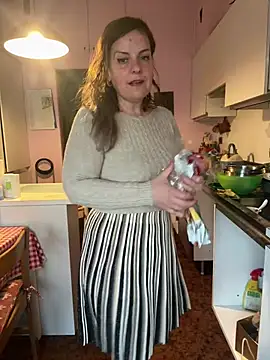 Sunbelxx online show from 9, 3, 2026