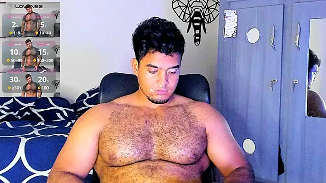 Snapshot of Big_furry_bear13 chatting on 8, 3, 2025 Big furry bear13 online show from 8, 3, 2025