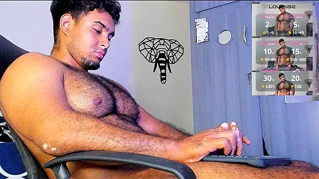 Snapshot of Big_furry_bear13 chatting on 8, 3, 2025 Big furry bear13 online show from 8, 3, 2025