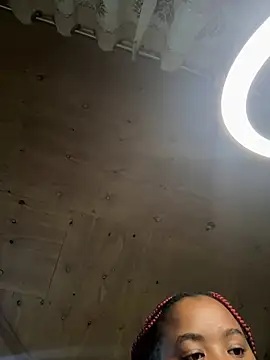 Linahlove online show from 30, 12, 2024