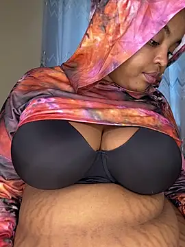 Snapshot of Linahlove chatting on 3, 6, 2026 Linahlove online show from 3, 6, 2026