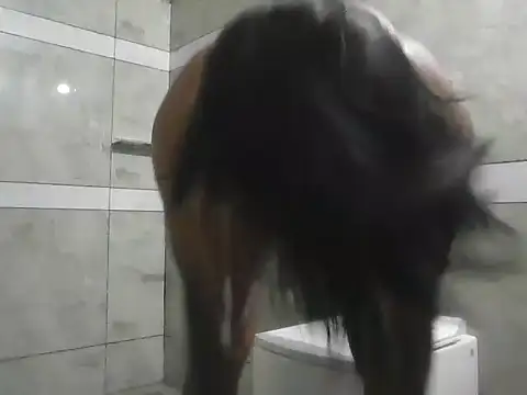 Snapshot of Bluelover0812 chatting on 21, 2, 2025 Bluelover0812 online show from 21, 2, 2025