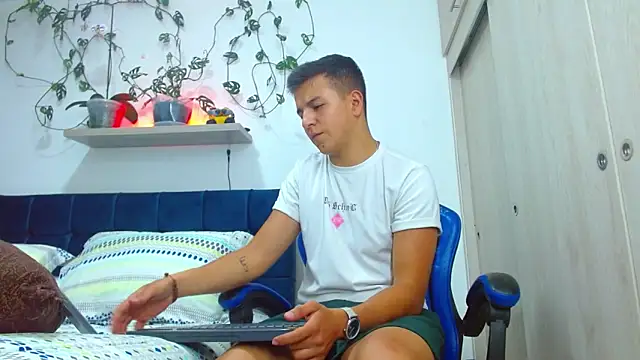 flint ryan online show from 16, 4, 2026