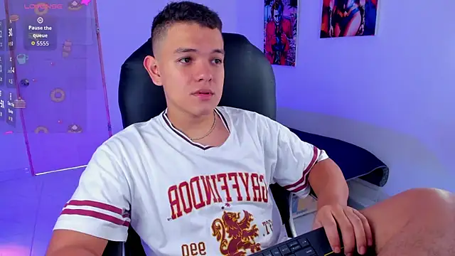 Snapshot of Dunkan_Kravitz chatting on 9, 2, 2026 Dunkan Kravitz online show from 9, 2, 2026