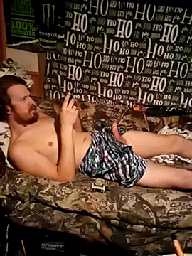 Snapshot of hothippie420 chatting on 8, 1, 2025 hothippie420 online show from 8, 1, 2025