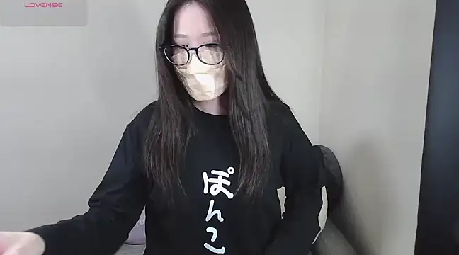  NOA-chan  online show from 18, 1, 2025